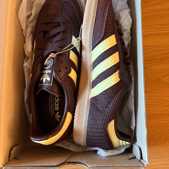 adidas Samba OG "Shadow Brown Powder Yellow" - Picture 3 of 6